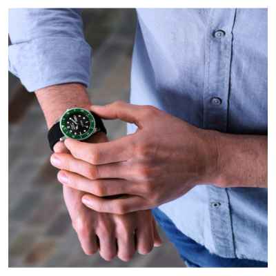 Orologio Uomo Sector 230 Automatico R3221161004 Orologio Uomo Sector 230 Automatico R3221161004