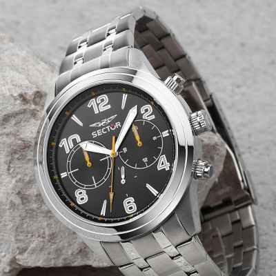 Orologio Uomo Sector 670 Multifunzione in Acciaio con Quadrante Sunray Nero Orologio Uomo Sector 670 Multifunzione in Acciaio con Quadrante Sunray Nero