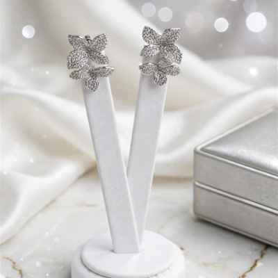 Orecchini Donna a Fiore in Argento 925 con Zirconi