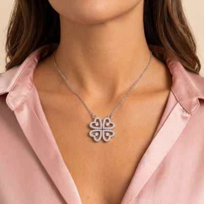 Collana Donna Quadrifoglio Magnetico in Argento 925 con Pietre Bianche Collana Donna Quadrifoglio Magnetico in Argento 925 con Pietre Bianche