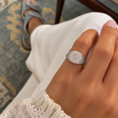 Anello Chevalier Tondo in Argento 925 con Zirconi