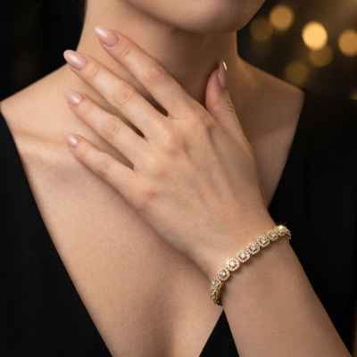 Bracciale Donna Magic Quadro in Argento 925 Dorato con Zirconi Bracciale Donna Magic Quadro in Argento 925 Dorato con Zirconi